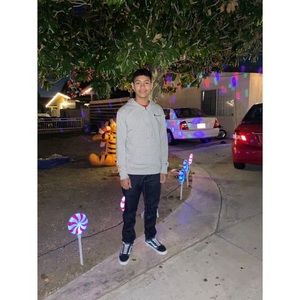 Meet your Posher, Charles